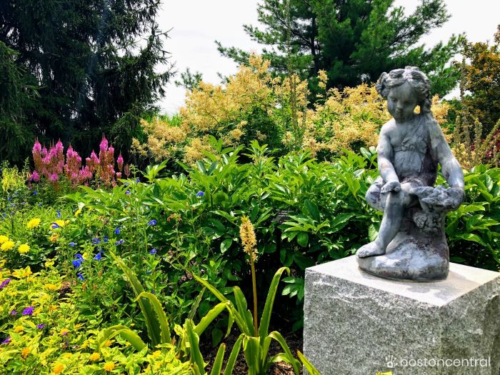 New England Botanic Garden at Tower Hill  Gardens  Trails Near Boston 